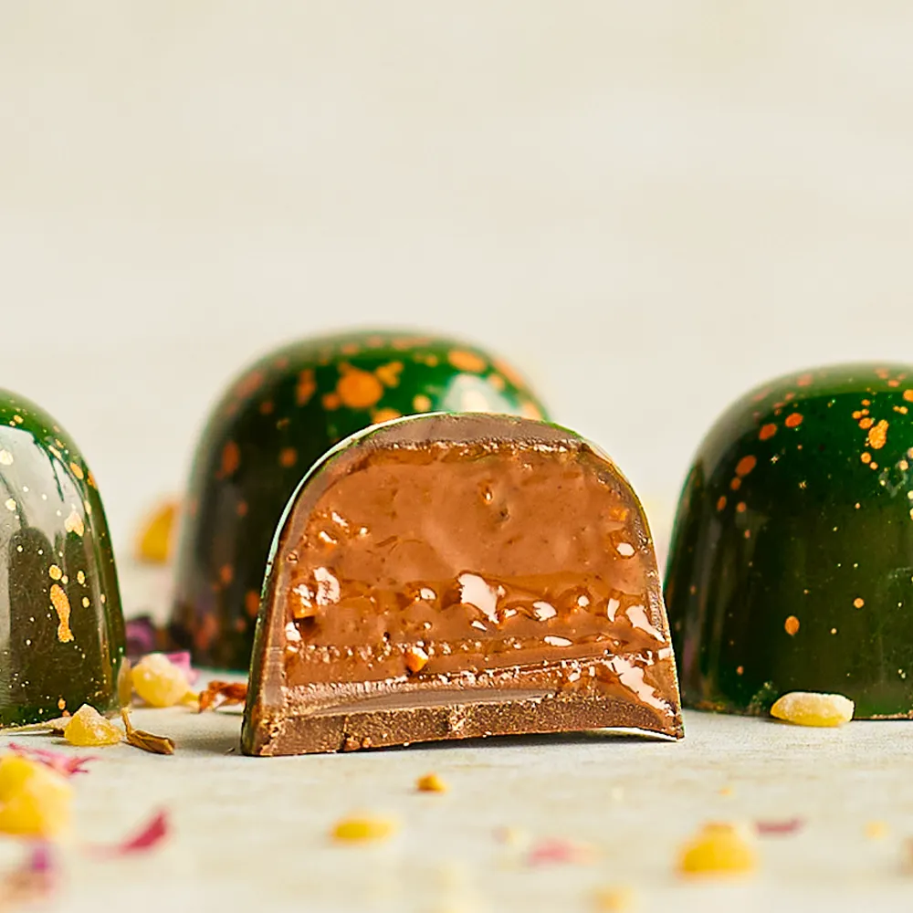 Chocoladebezorgd Bloemenbox kies & mix bonbons 21 stuks cadeau