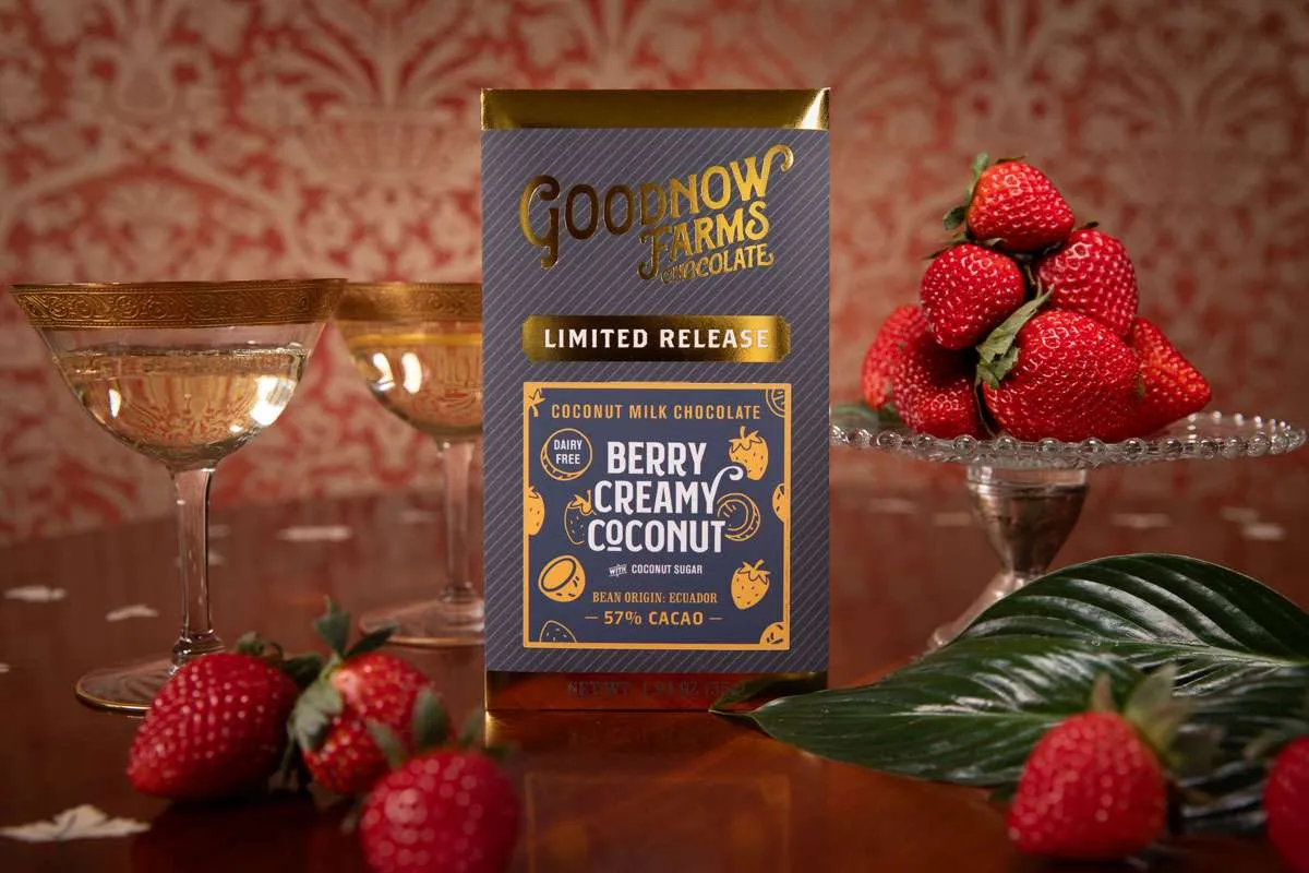 Goodnow Farms Limited Release Berry Coconut chocoladereep vegan