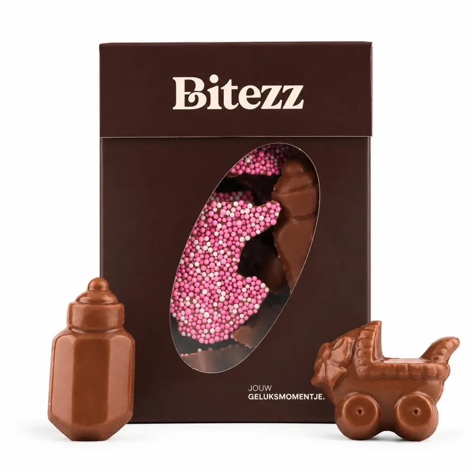 Chocoladebezorgd Wiegje & melkfles roze melkchocolade 355g
