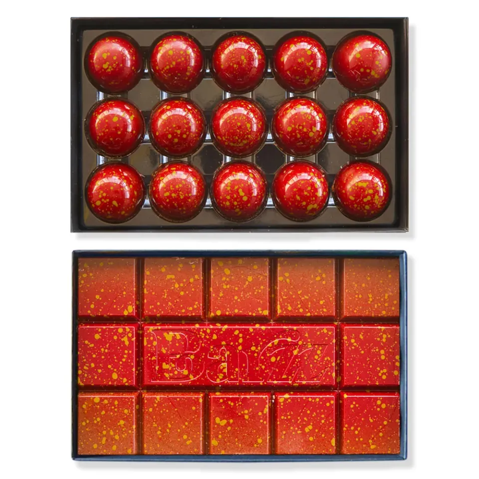 Chocoladebezorgd Dubai Strawberry Barzz & bonbons set aardbei