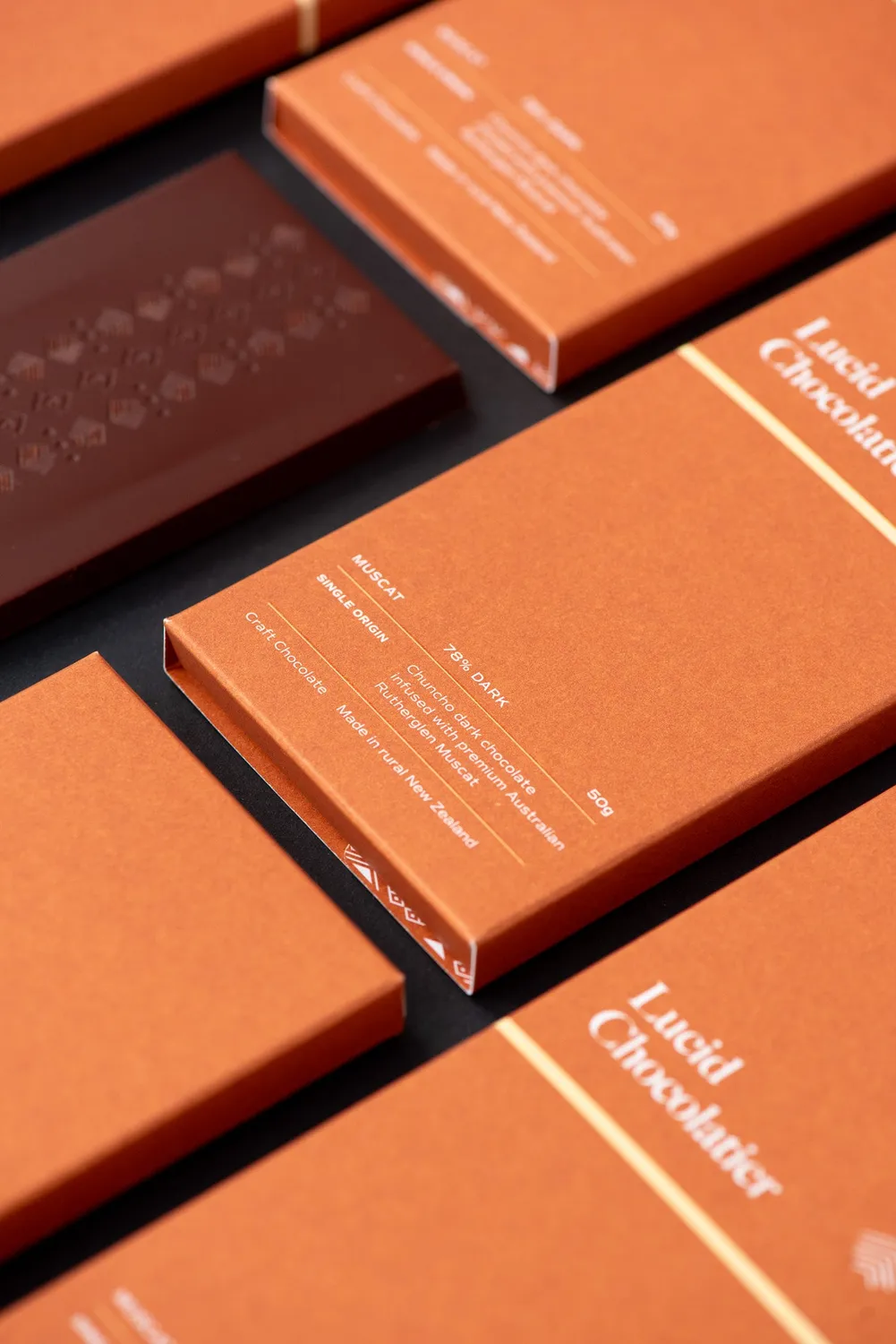Lucid Chocolatier Muscat 78% chocoladereep dessertwijn infusie