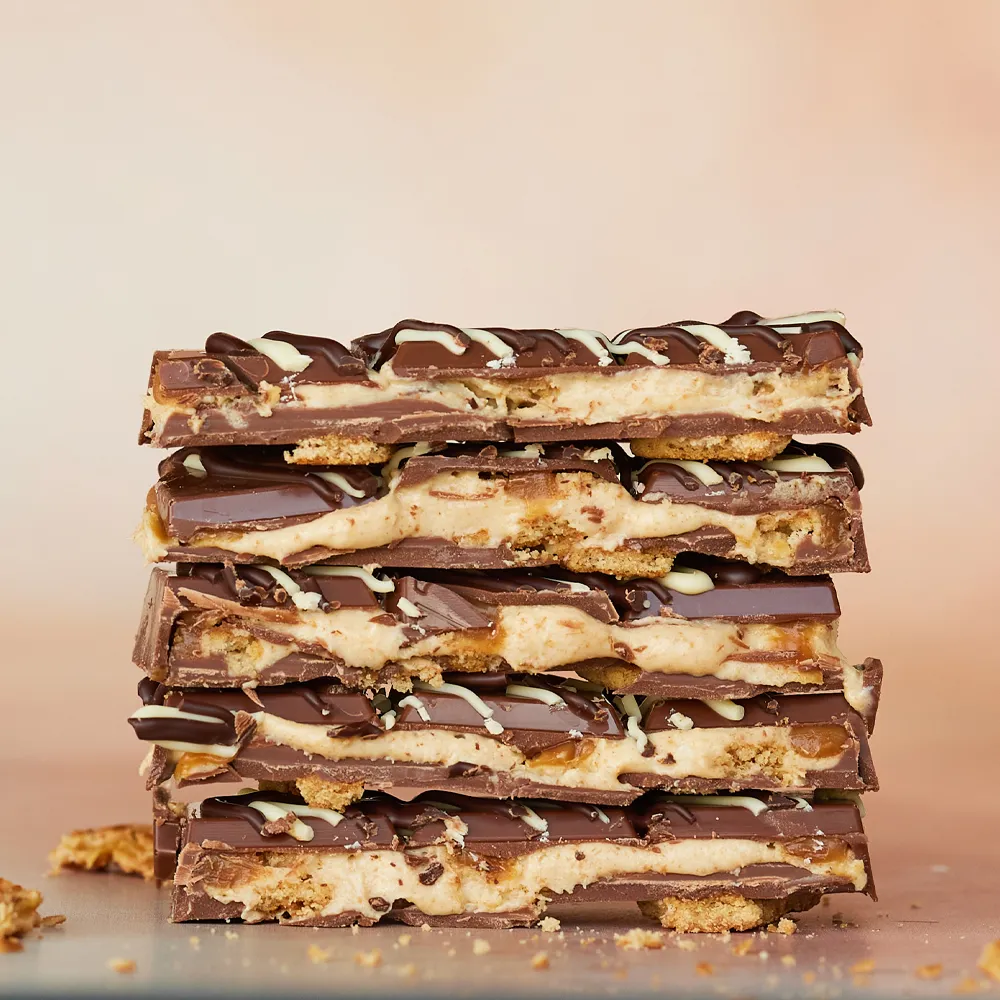 Chocoladebezorgd Barzz Stroopwafel chocoladereep 220g melk