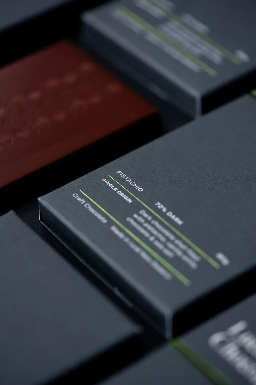 Lucid Chocolatier Inquisitive 010 chocoladereep pistache