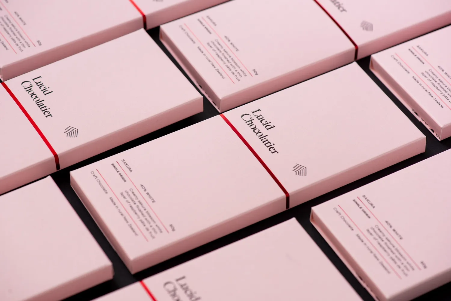 Lucid Chocolatier Sakura chocoladereep 50g framboos bloemig