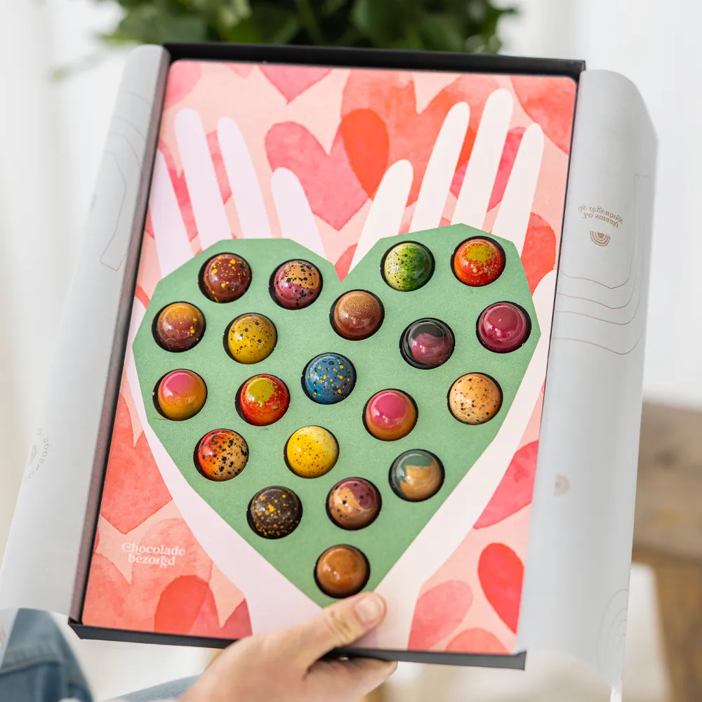 Chocoladebezorgd Hartbox kies mix 20 stuks