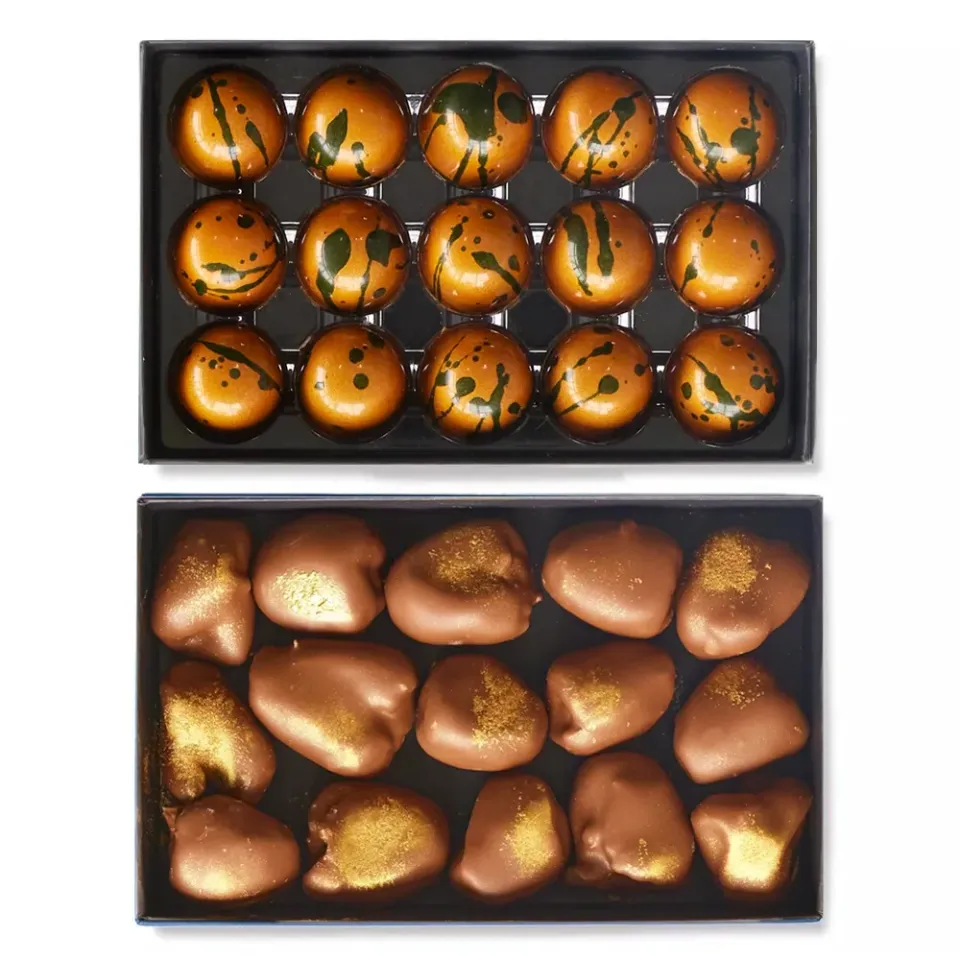 Chocoladebezorgd Dubai dadels & bonbons pistache knafeh 15 stuks