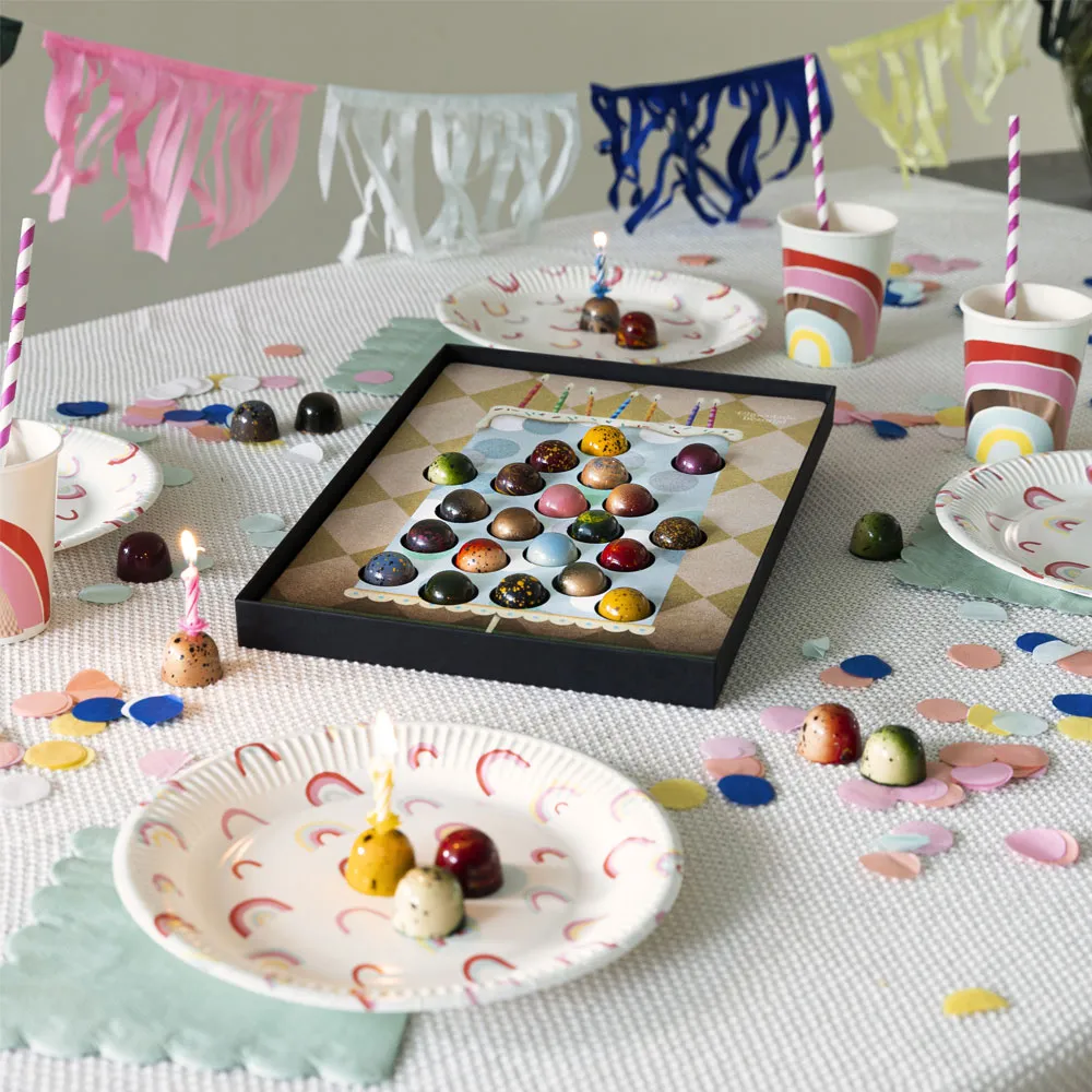 Chocoladebezorgd Boy’s Birthday Cake bonbons muisjes